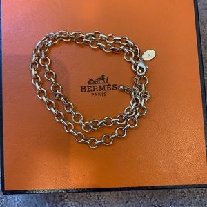 Club Monaco necklace